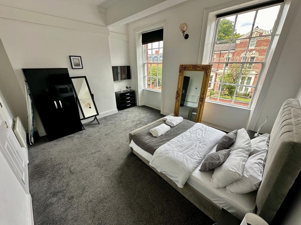 Property photo 3 of 4
