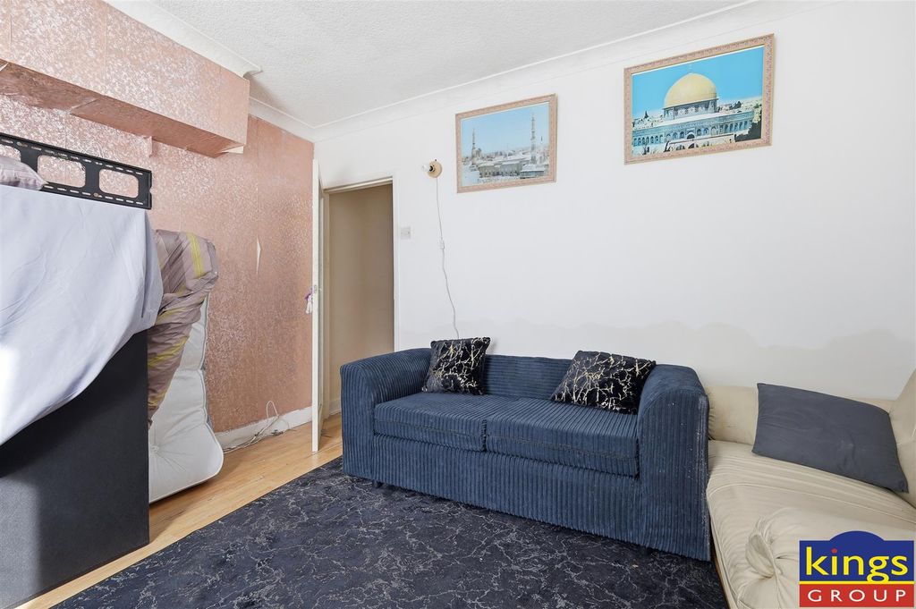 Property photo 3 of 16 Img_2375.Jpg