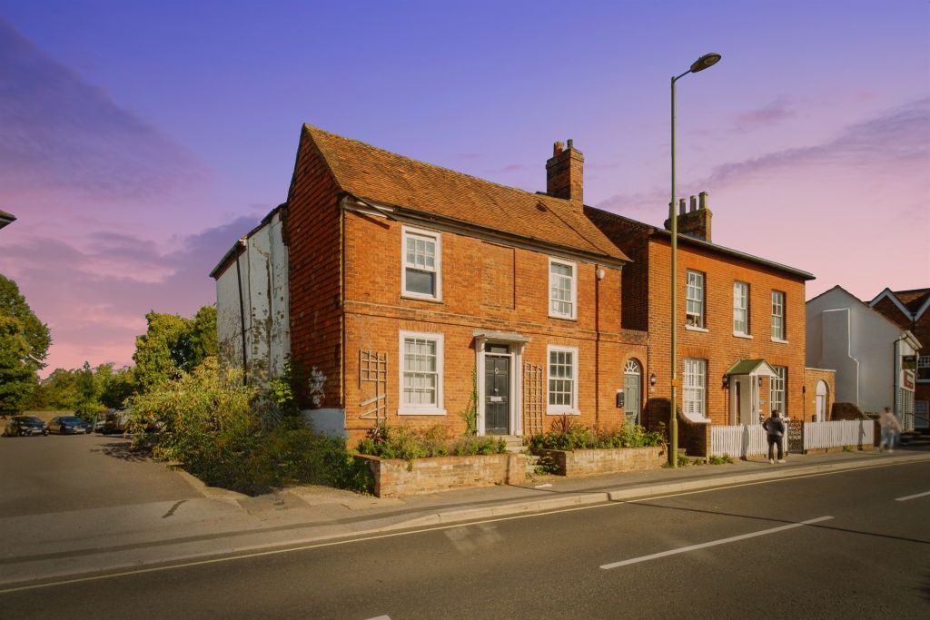 Property photo 1 of 16