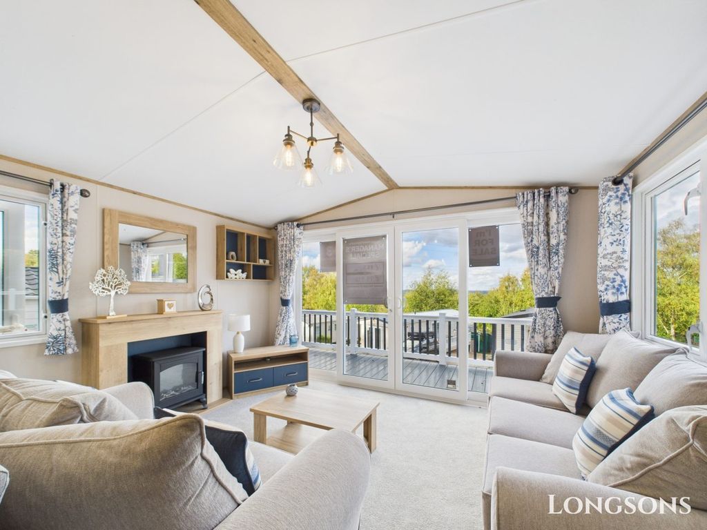 Property photo 3 of 22 Cam02173G0 Pr0280 Still059