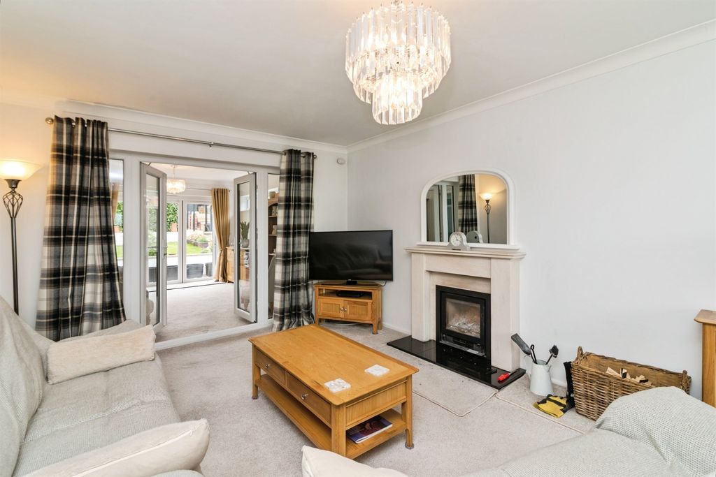 Property photo 3 of 20