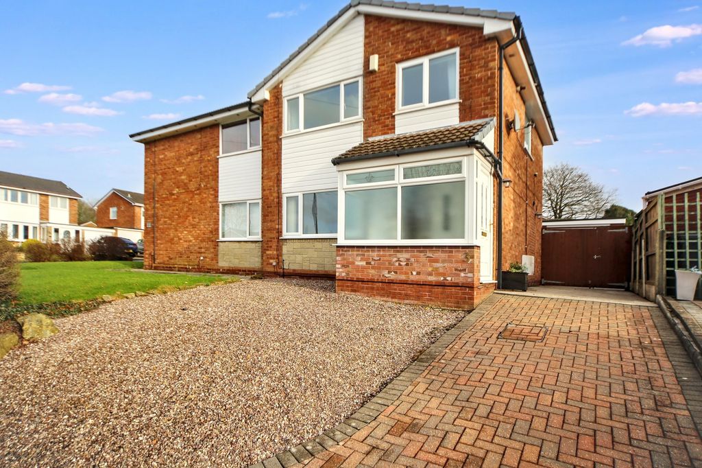 Property photo 1 of 25