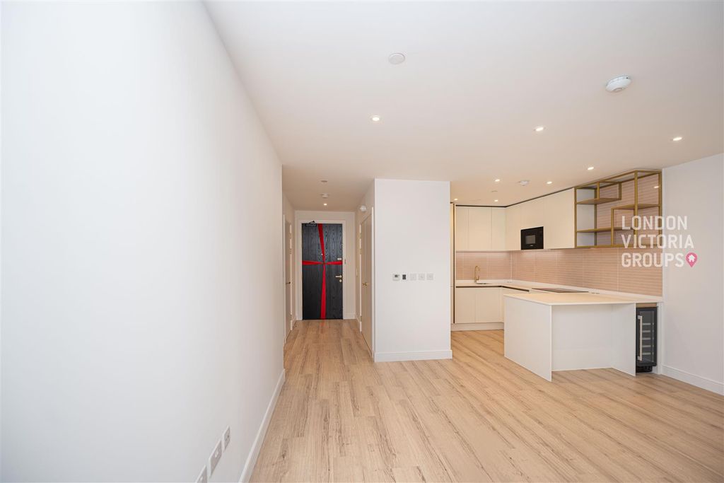 Property photo 3 of 14 1-1806.Jpg