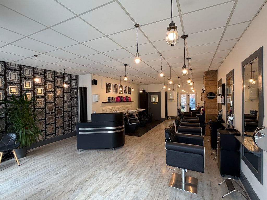 Property photo 2 of 13 Photo 3