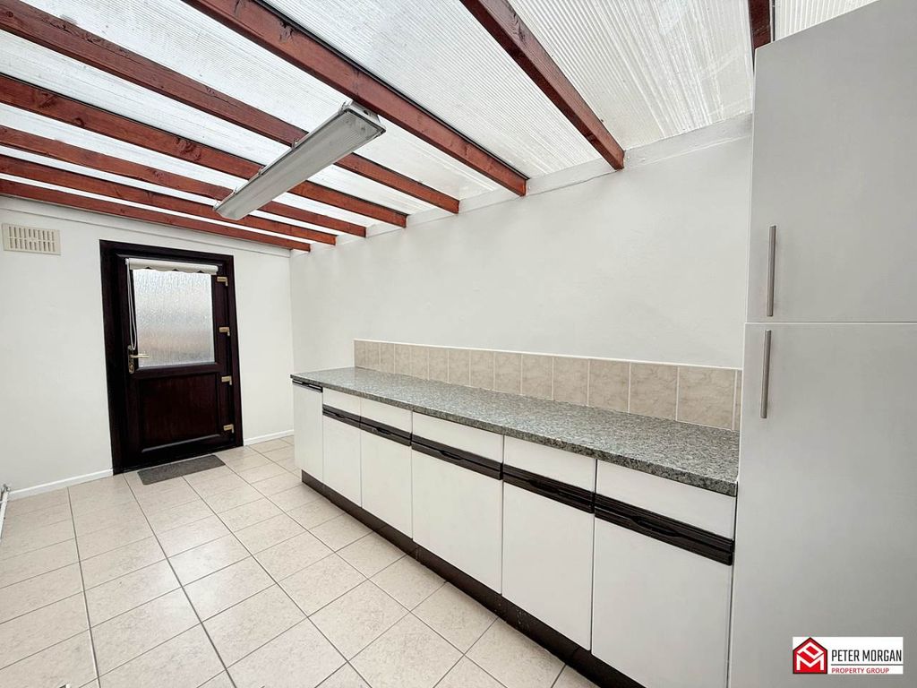 Property photo 3 of 19 Img_2892