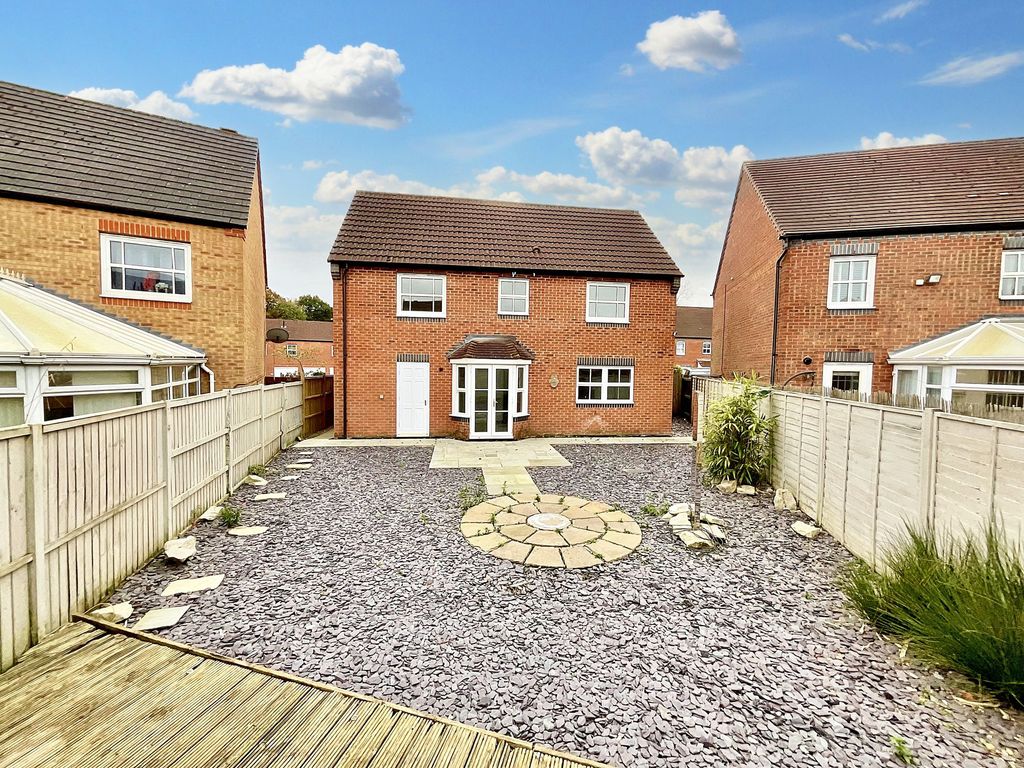 Property photo 2 of 20