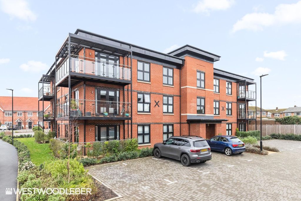 Property photo 1 of 22 Willowhouse_25.Jpg