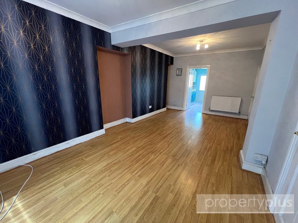 Property photo 3 of 11 Picture No. 07