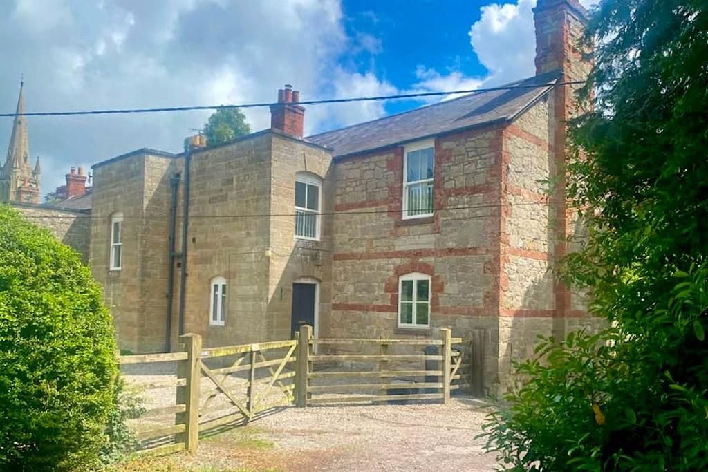 Property photo 1 of 12 1.Jpg
