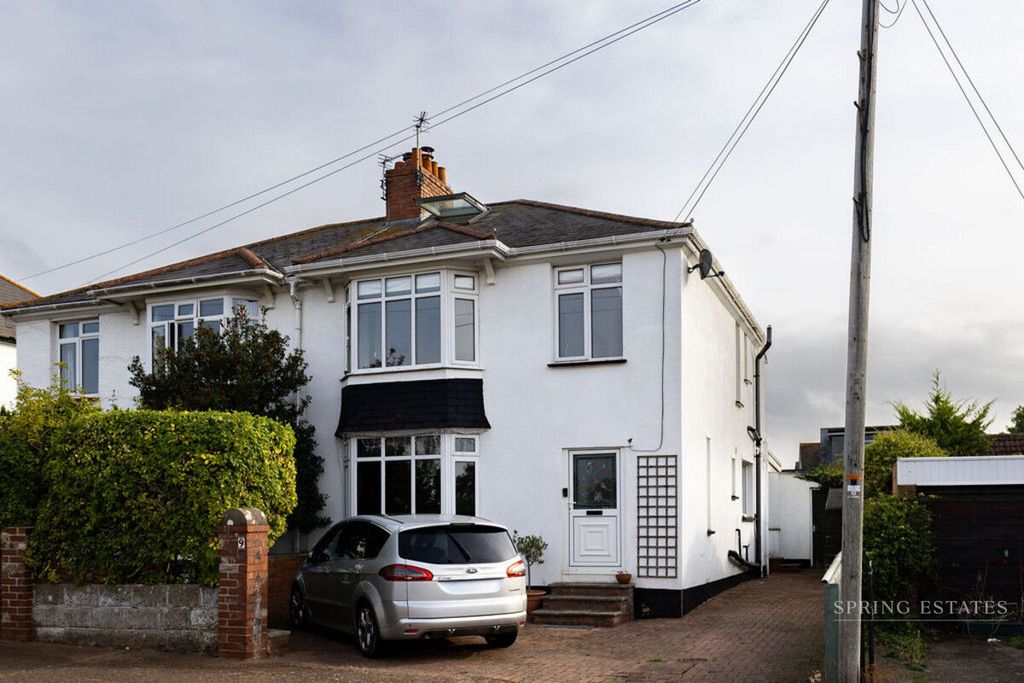 Property photo 1 of 26