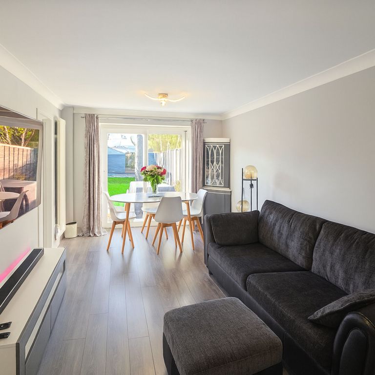 Property photo 2 of 13 Living Room