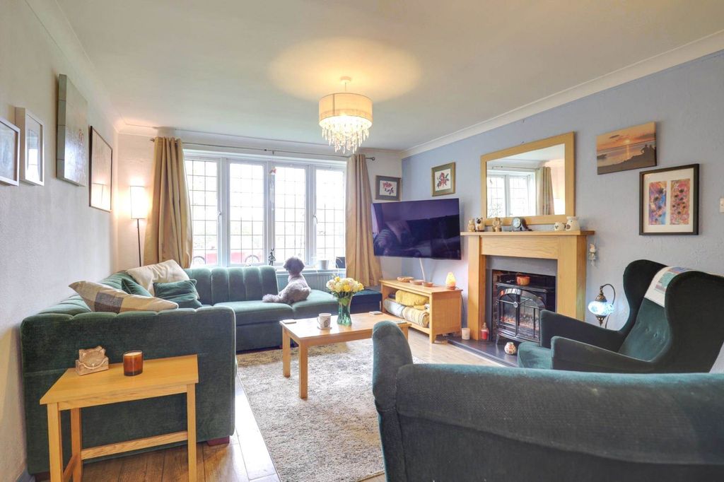 Property photo 2 of 15