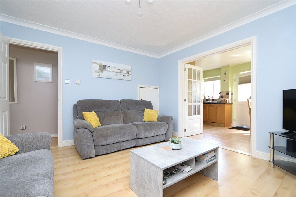 Property photo 2 of 15 Picture No. 16