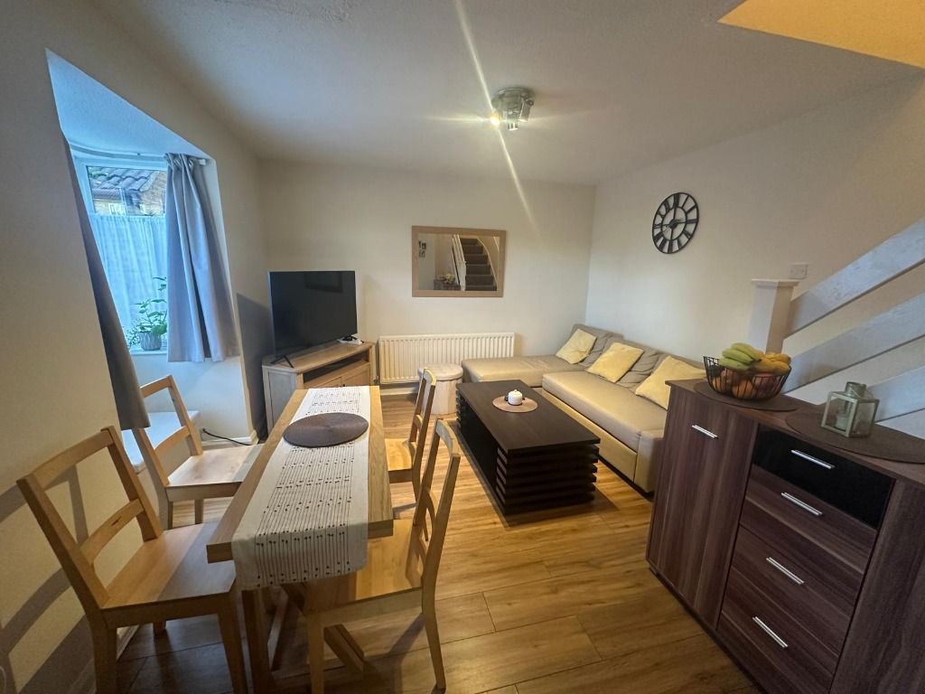 Property photo 3 of 9