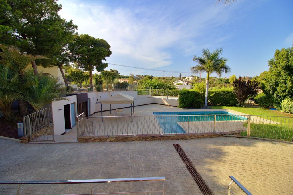 Property photo 3 of 50