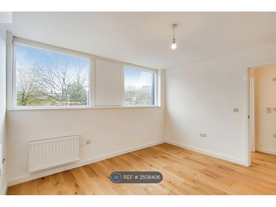 Property photo 2 of 4