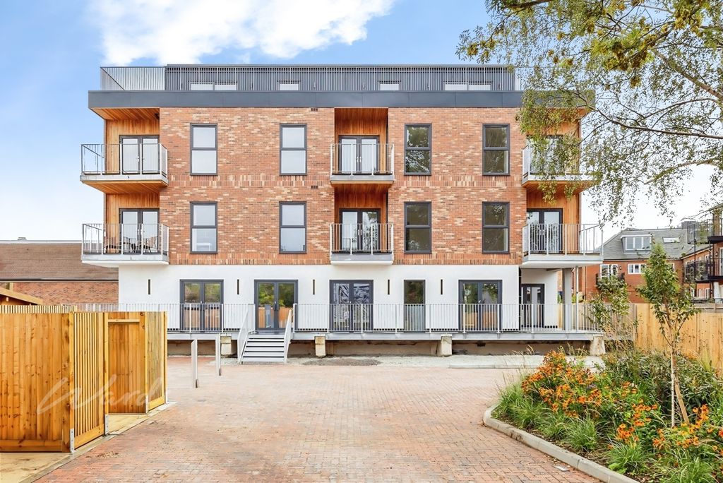 Property photo 1 of 11 Front Sidings