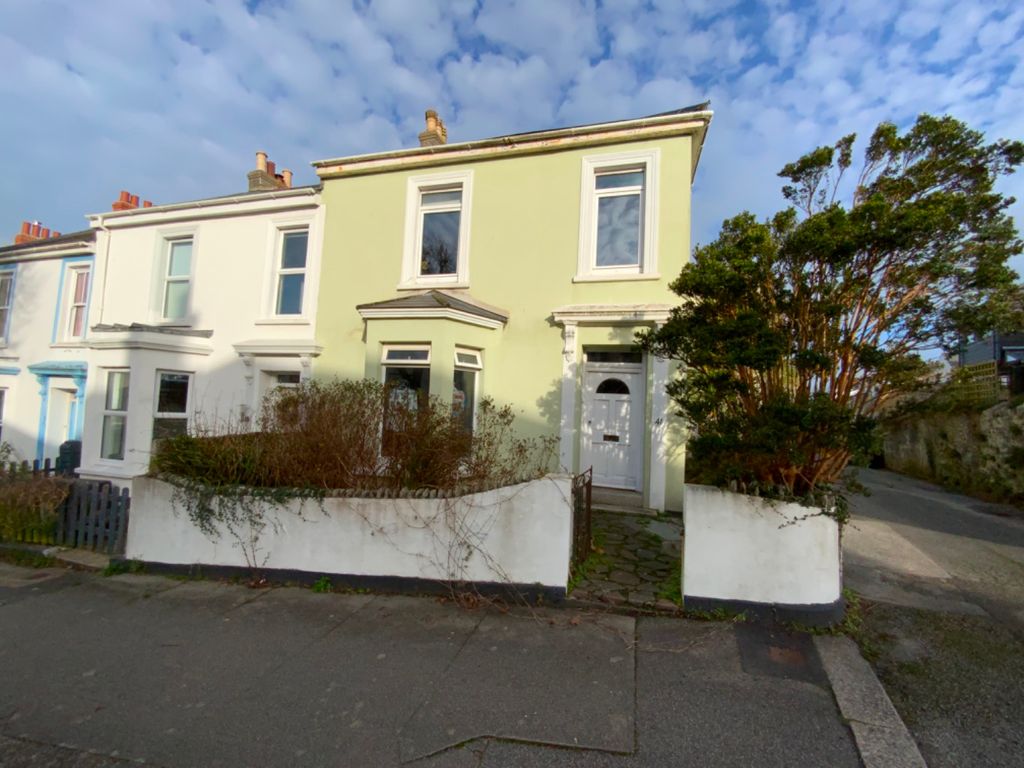 Property photo 1 of 6