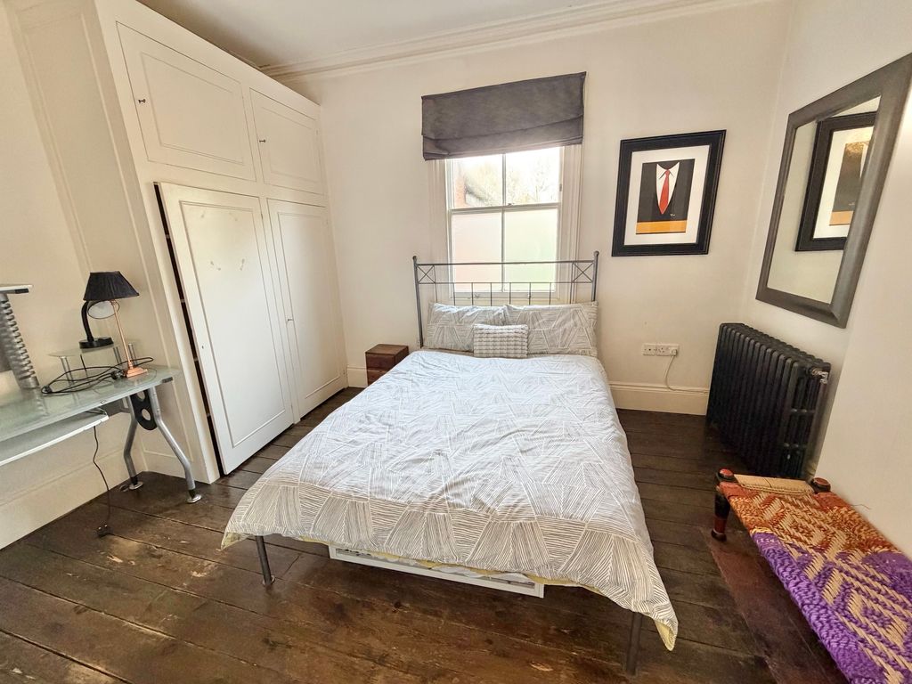 Property photo 2 of 9 Image