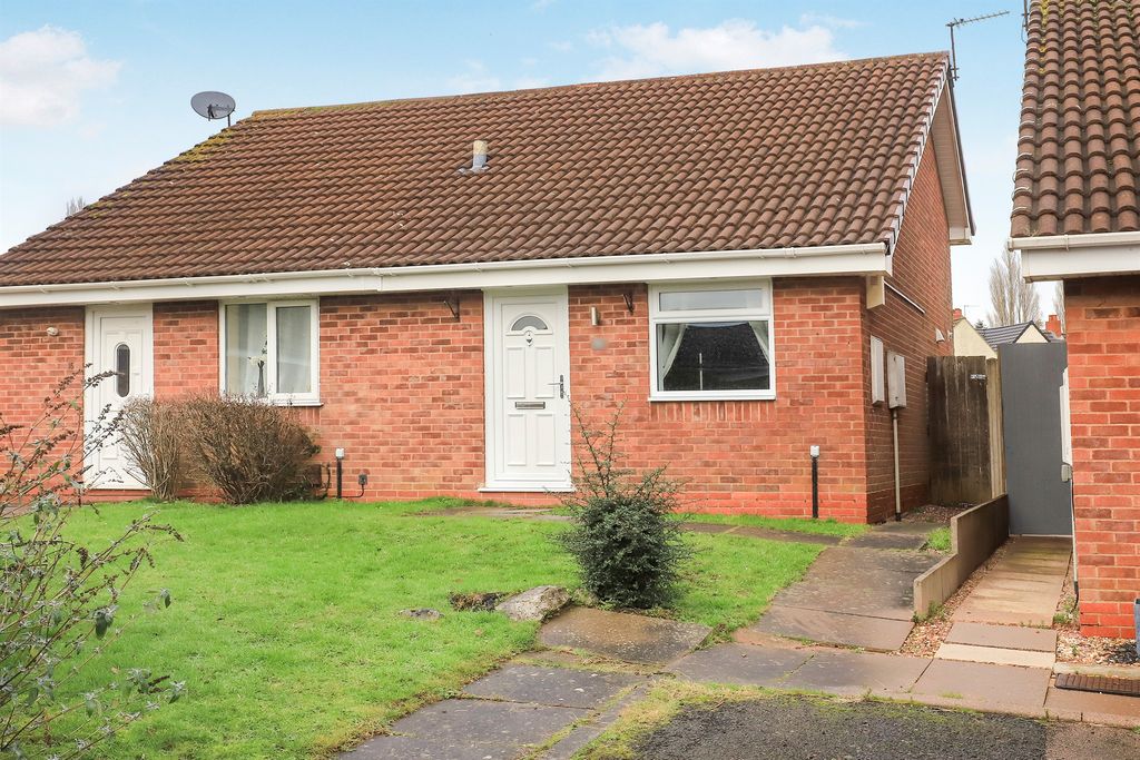 Property photo 1 of 12