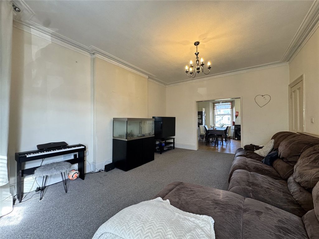 Property photo 2 of 18 Picture No. 02