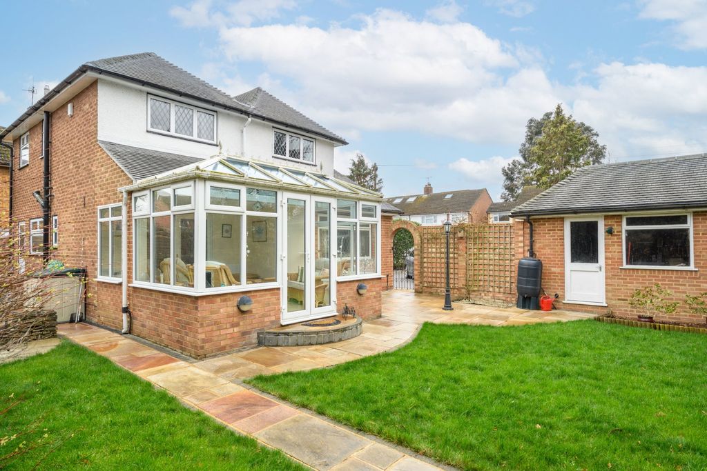 Property photo 2 of 19