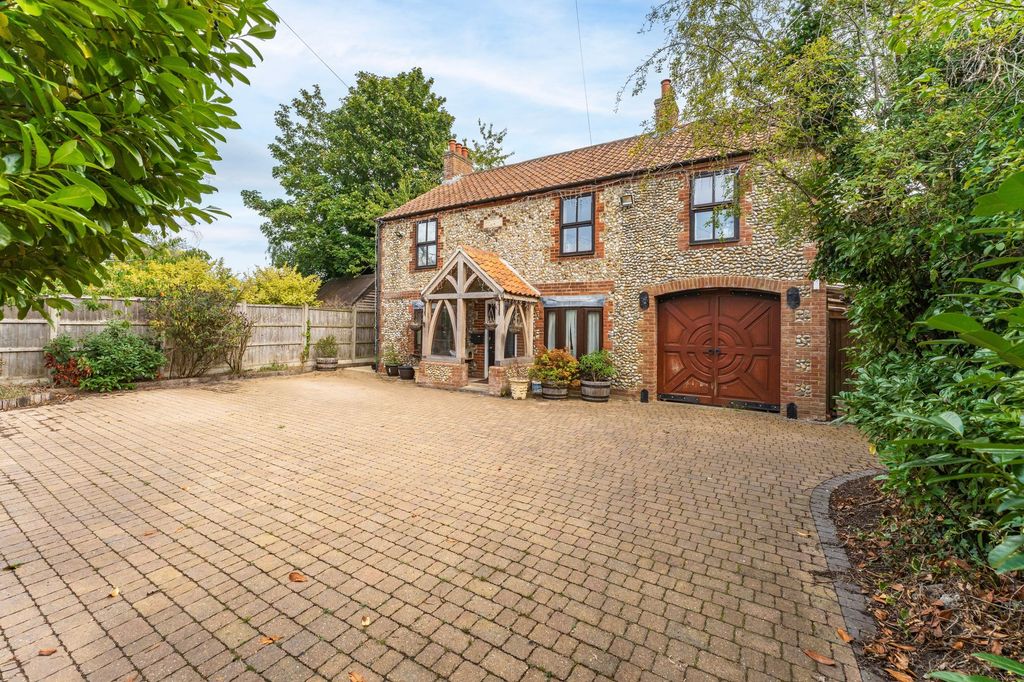 Property photo 1 of 21