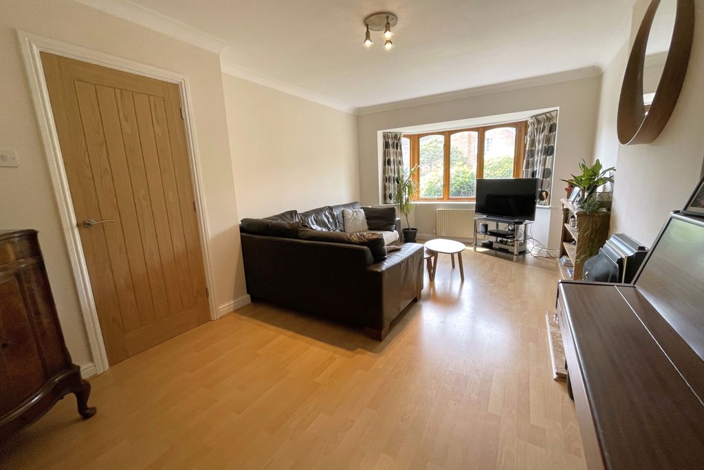 Property photo 2 of 27 2