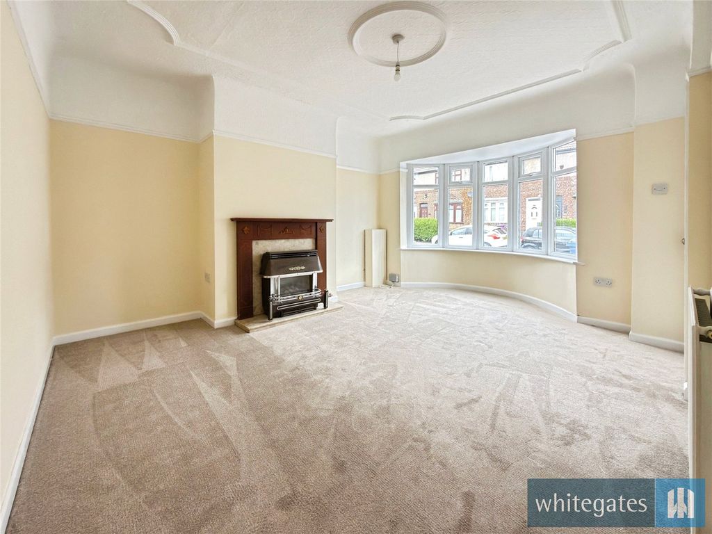 Property photo 3 of 15 Picture No. 02