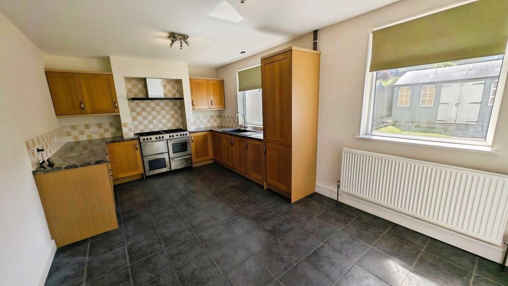 Property photo 3 of 15 71772443-Pxl_20260427_110943473.Jpg