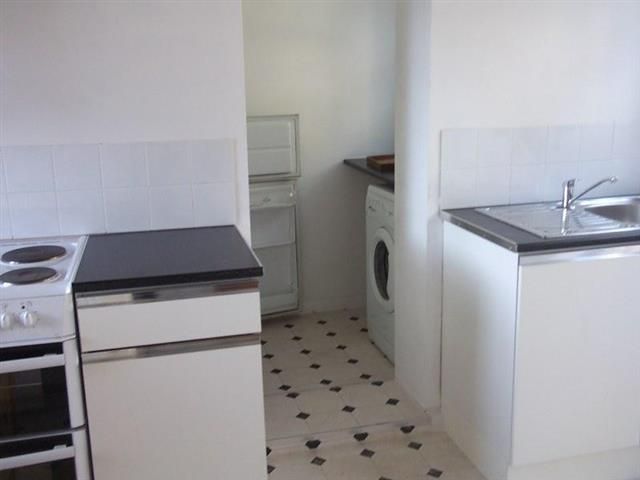 Property photo 3 of 10 Image