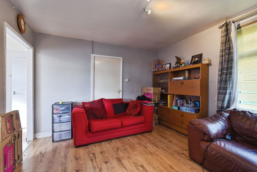 Property photo 3 of 13 Image 3