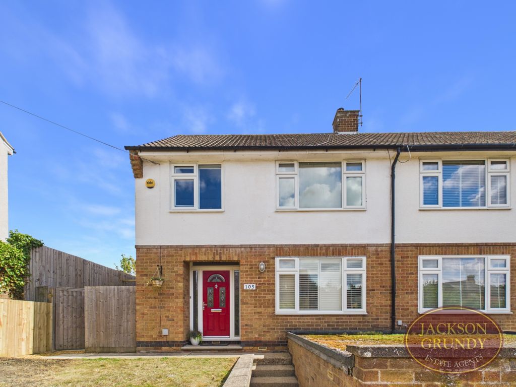 Property photo 1 of 28 Water Lane