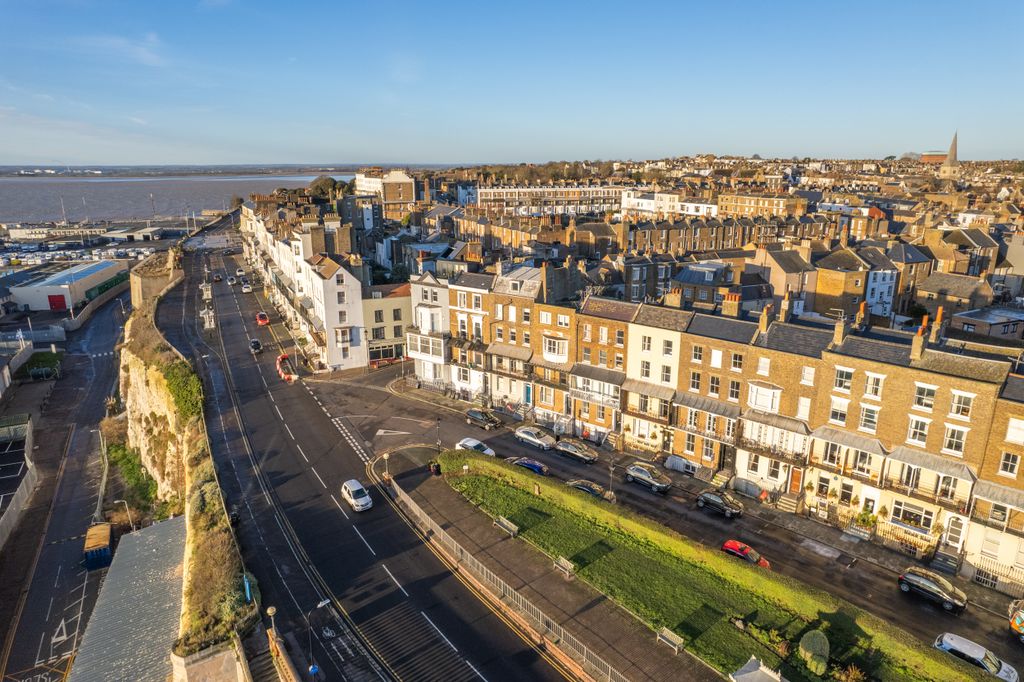 Additional image 18 of 6 bed terraced house for saleNelson Crescent, Ramsgate CT11