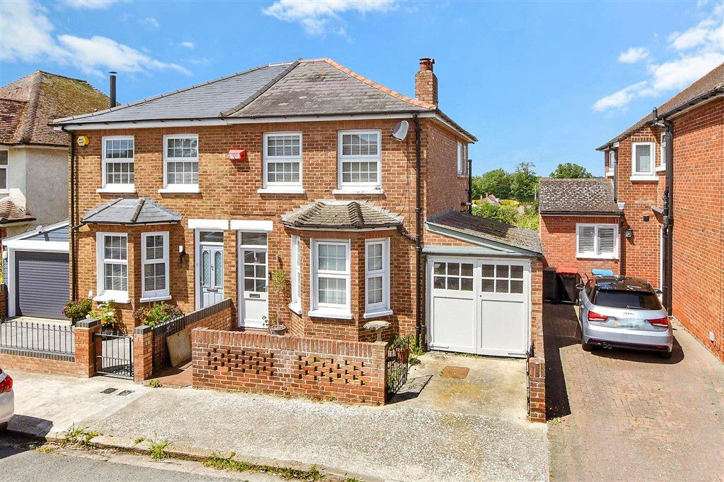 Property photo 1 of 20 Front Elevation Web