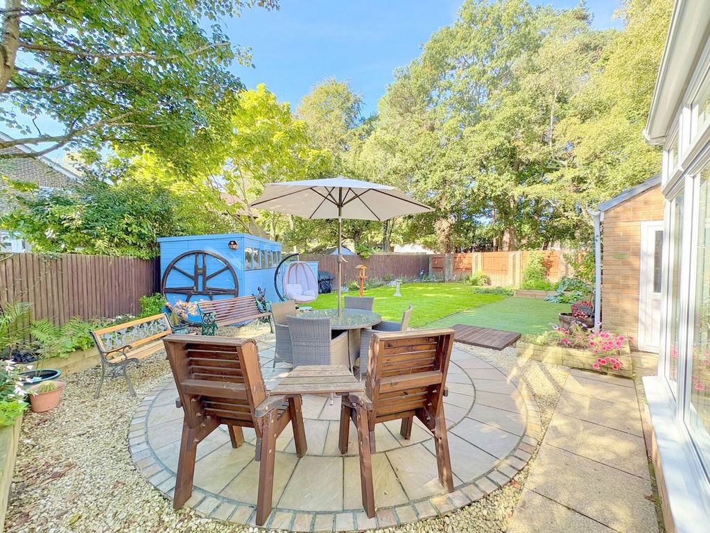 Property photo 2 of 38