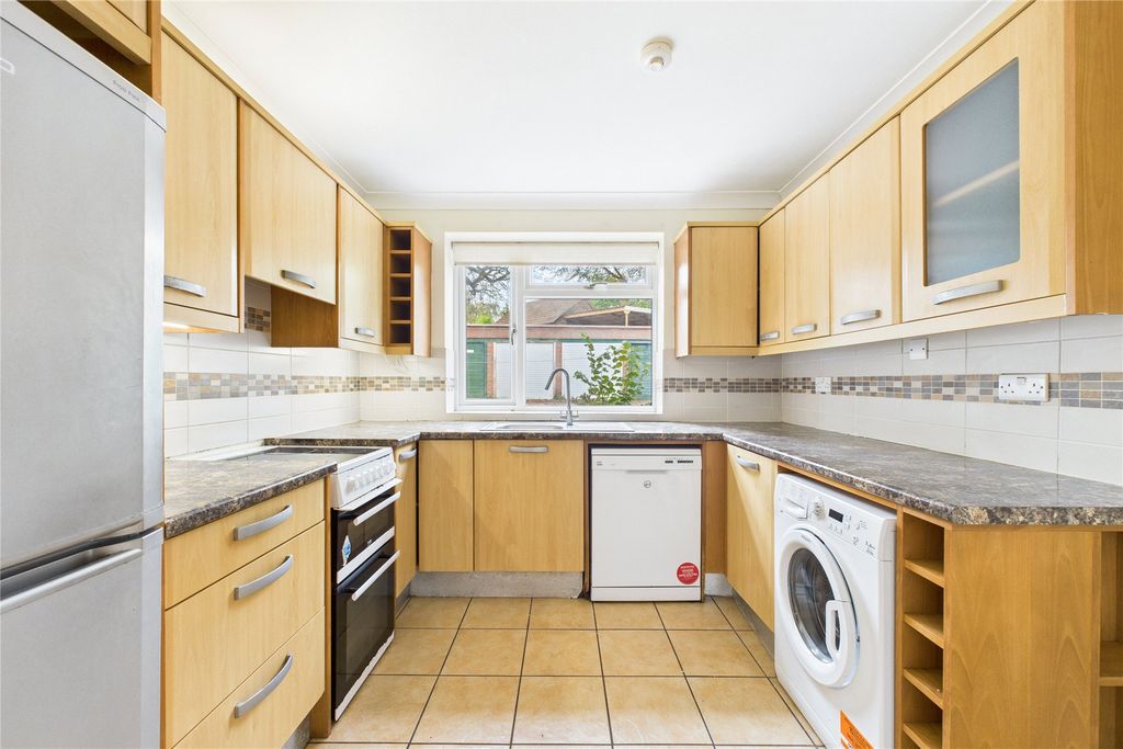 Property photo 2 of 7 Picture No. 06