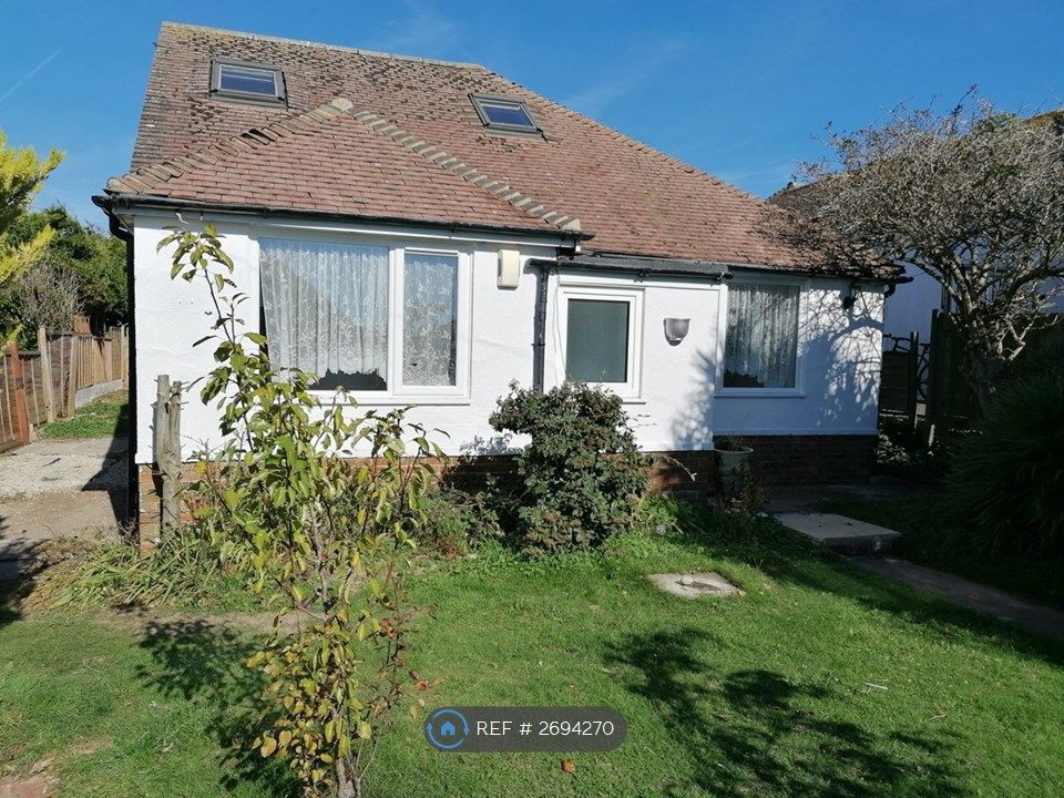 Property photo 2 of 23