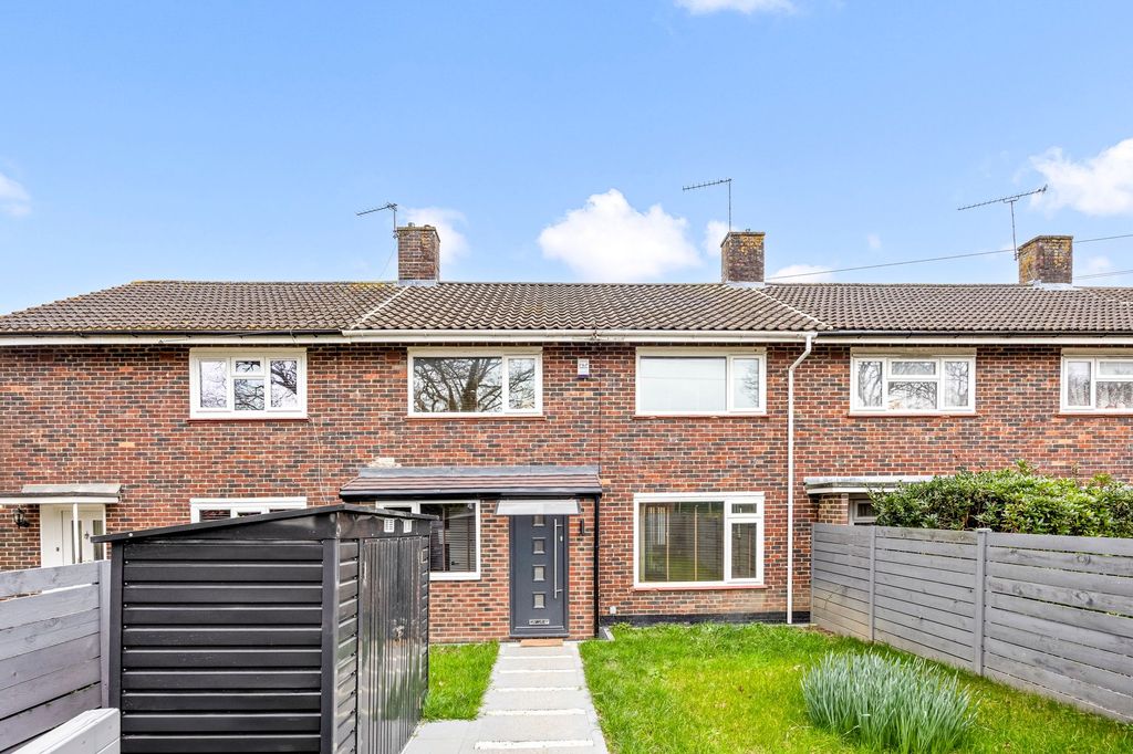 Property photo 2 of 21