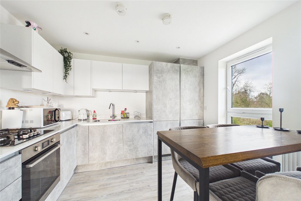 Property photo 2 of 8 Picture No. 05