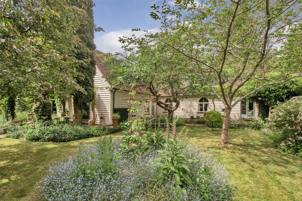 Property photo 1 of 27 Garden