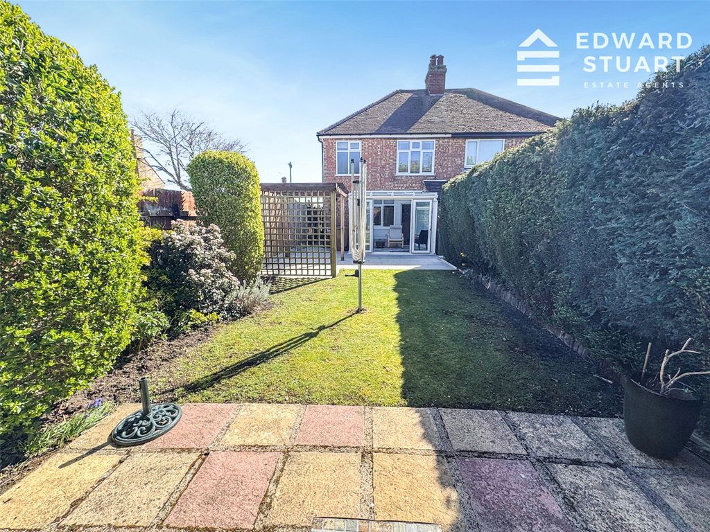 Property photo 3 of 17 Picture No. 06