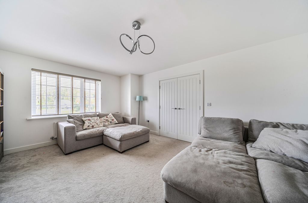 Property photo 2 of 42 Picture 2