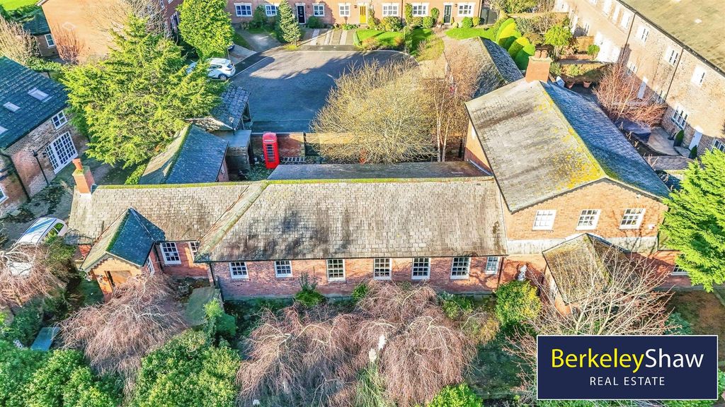 Property photo 1 of 52 F29Fec1d-Dji_20241127113011_0140_D-8.Jpg