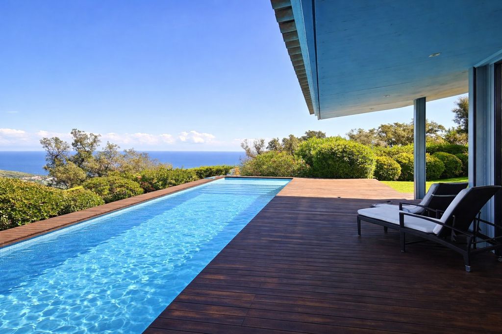 Property photo 1 of 33