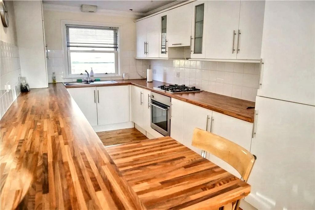 Property photo 3 of 13 3
