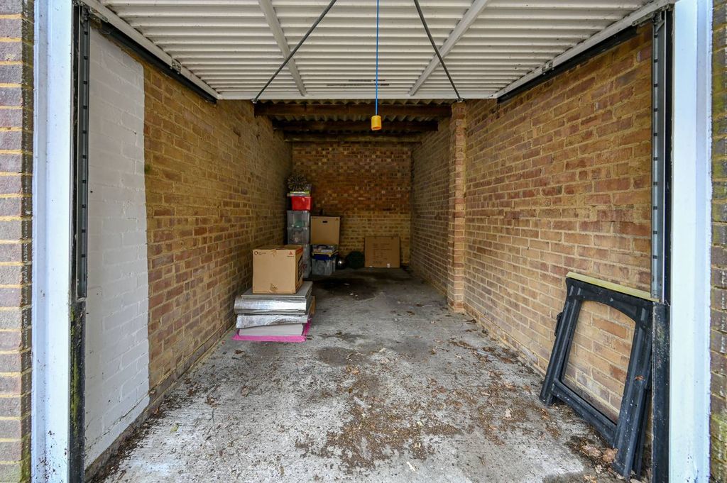 Property photo 2 of 2