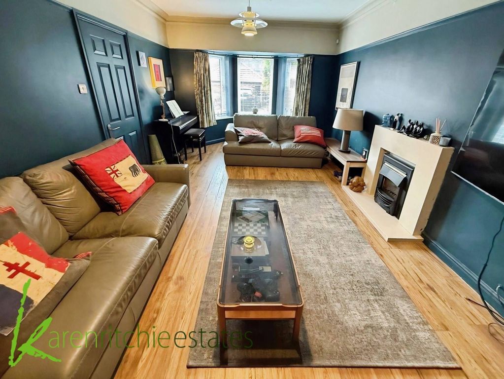 Property photo 3 of 23