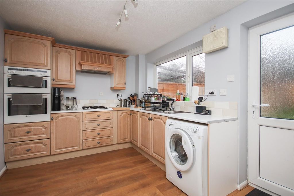 Property photo 3 of 13 Img_1034.Jpg