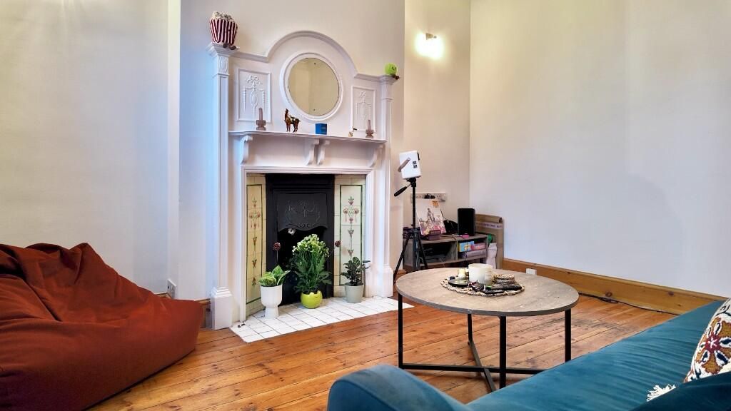 Property photo 3 of 13